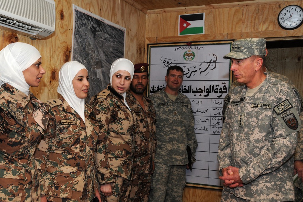 arabic women in army